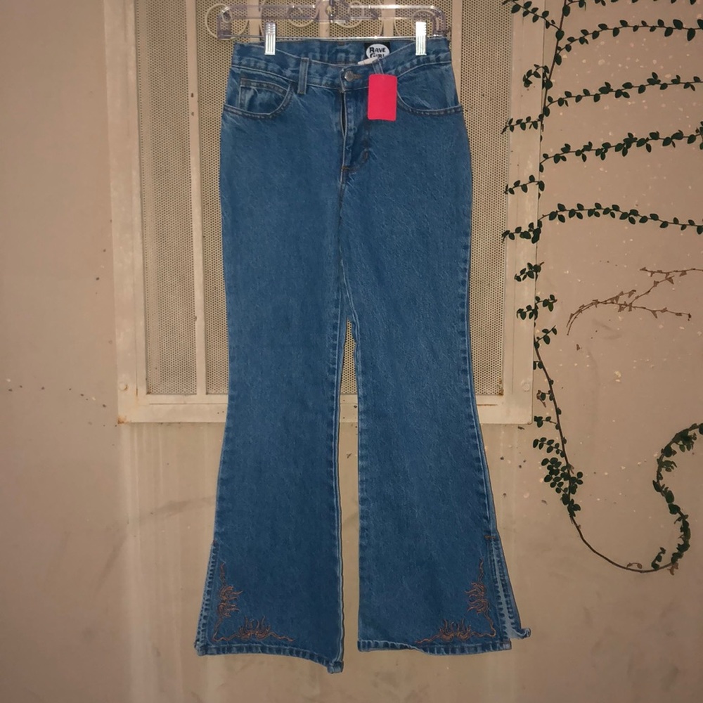 Rave girl flare embroidered jeans